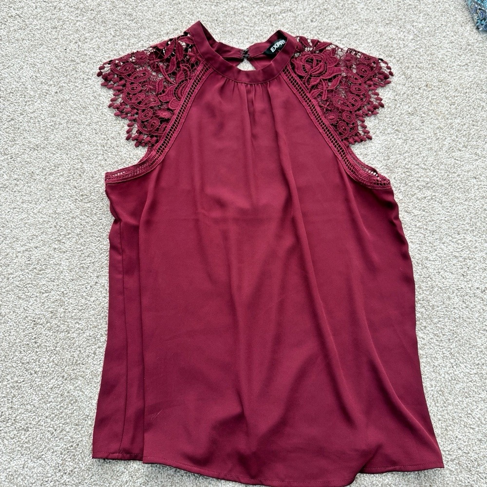 Express Sleeveless Blouse Womens XS Burgundy Crochet Lace High Neck Keyhole Back - Picture 3 of 10